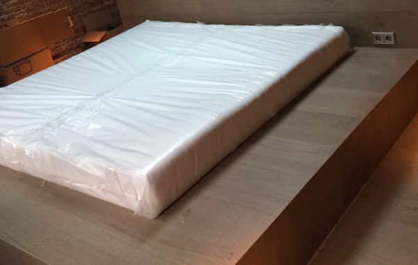 Houten Bed